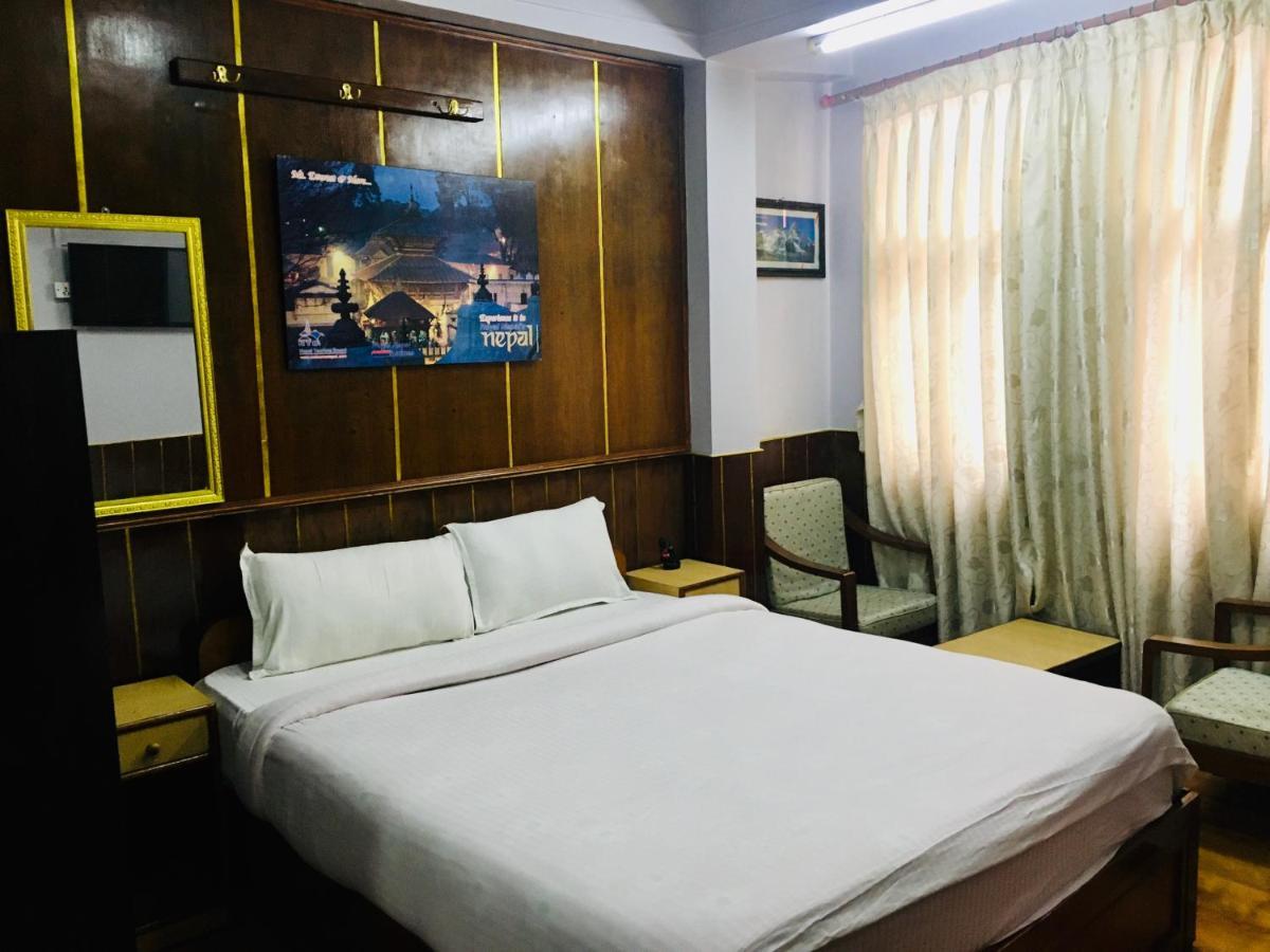 Hotel Plumeria Inn Kathmandu Esterno foto