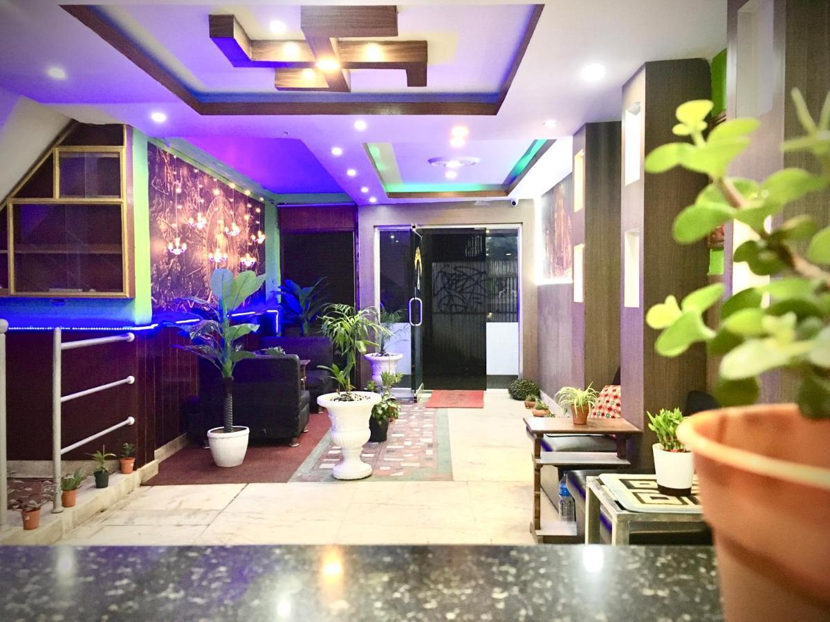 Hotel Plumeria Inn Kathmandu Esterno foto