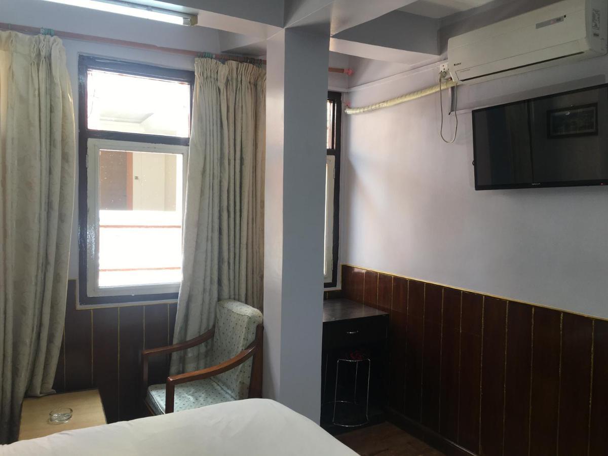 Hotel Plumeria Inn Kathmandu Esterno foto