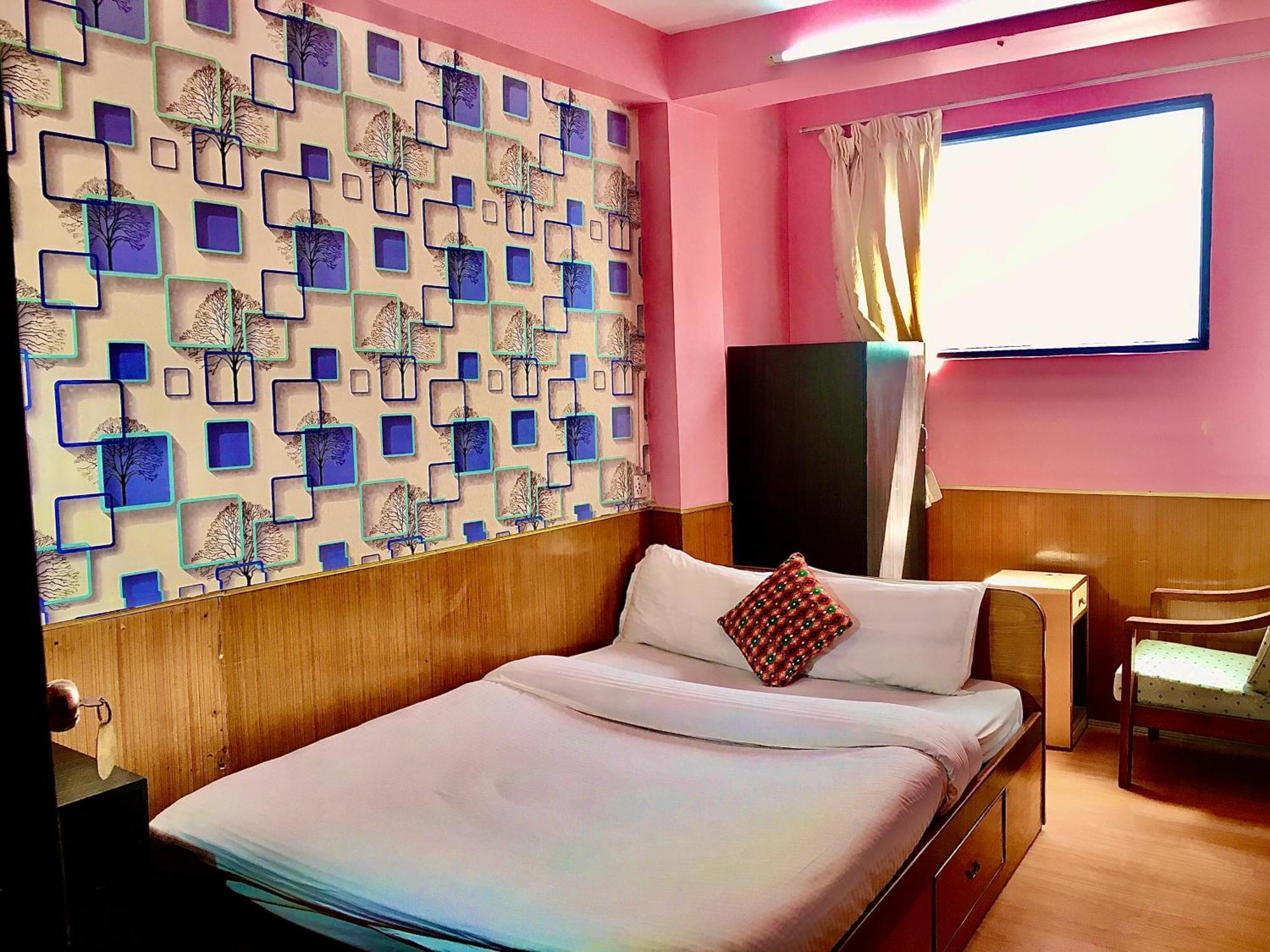 Hotel Plumeria Inn Kathmandu Esterno foto
